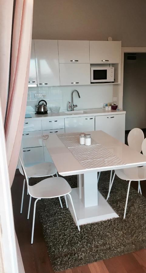 Appartamento Apartman Eva Zara Esterno foto